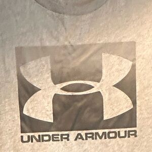Under Armor T-shirt